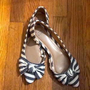 A New Day | Stripped | Flats